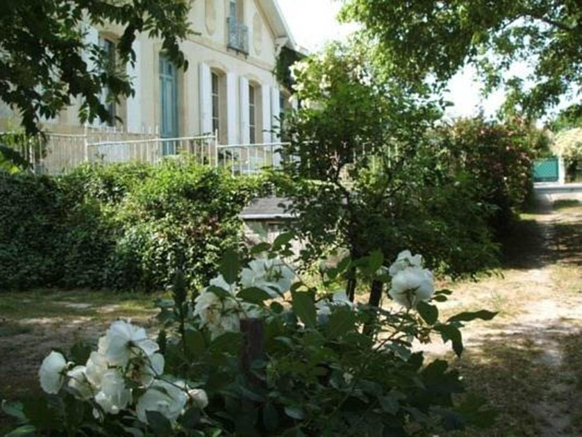 Chateau Beausejour Listrac-Médoc Exterior photo